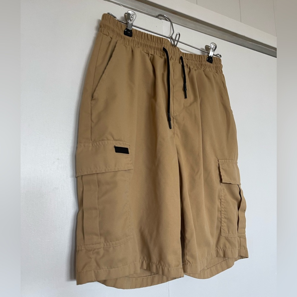 SHEIN Men's Cargo Shorts in Tan with Black Drawstring
